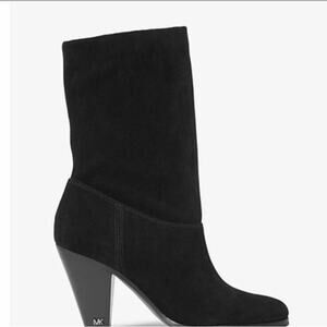 Michael Kors Divia Black Suede Ankle Boot SZ 7.5 37.5